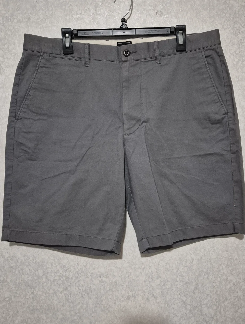 NWT J. Crew Men's Gray Flat Front Chino Short..Size:36